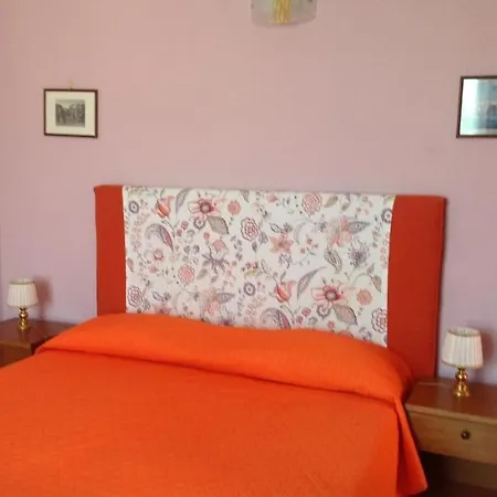 Frühstückspension Domus Aequana 3*