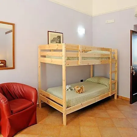 Frühstückspension Domus Aequana 3*